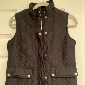 KEREN hart Black Quilted Vest